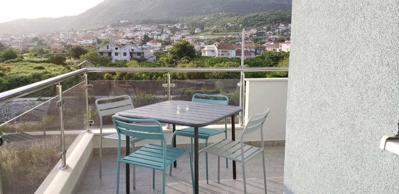 Apartmani Suncokreti - Sunflower Apartments Bar Ngoại thất bức ảnh