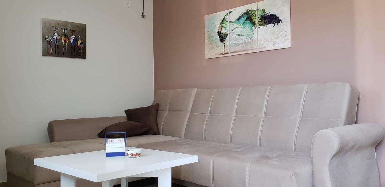 Apartmani Suncokreti - Sunflower Apartments Bar Ngoại thất bức ảnh