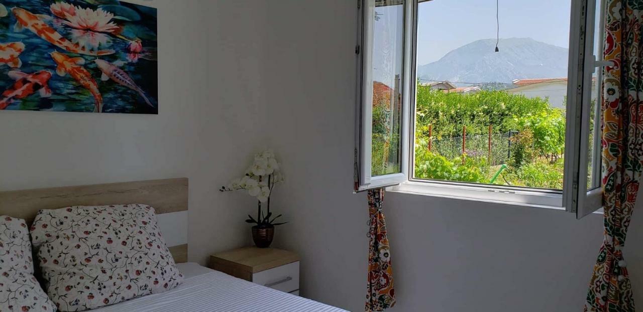 Apartmani Suncokreti - Sunflower Apartments Bar Ngoại thất bức ảnh