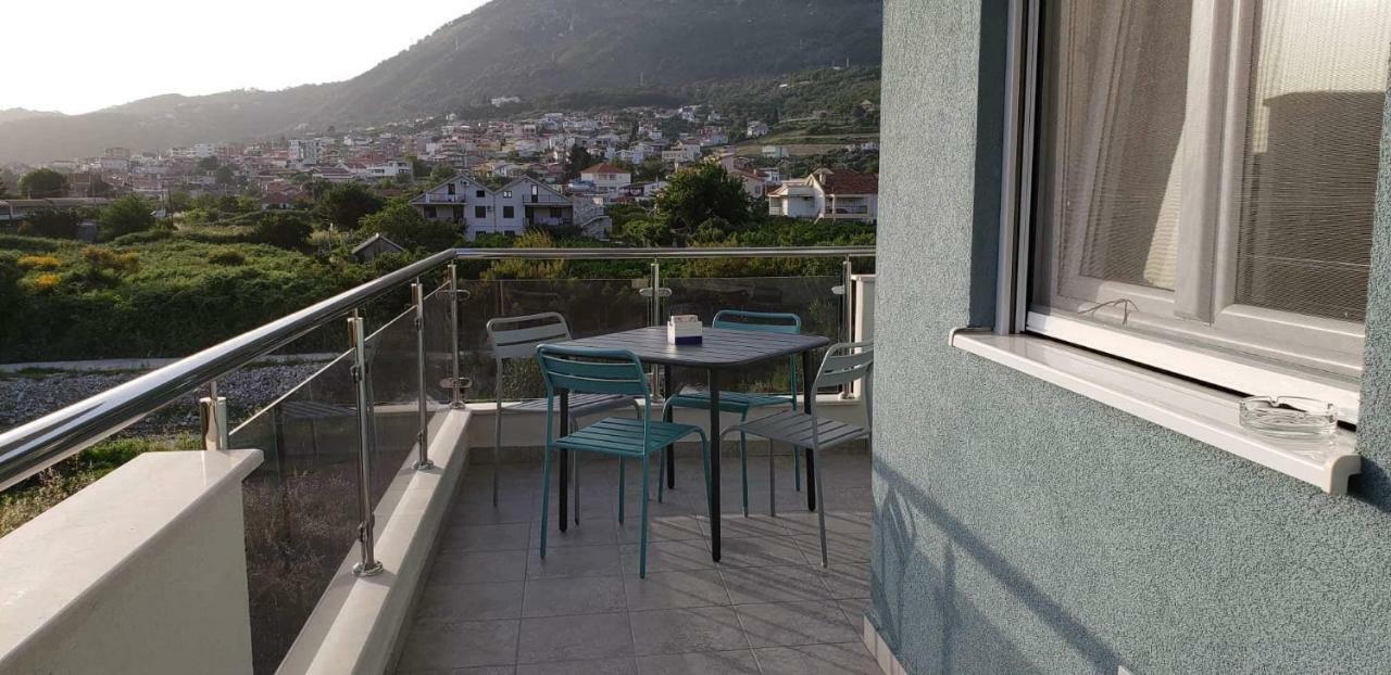 Apartmani Suncokreti - Sunflower Apartments Bar Ngoại thất bức ảnh